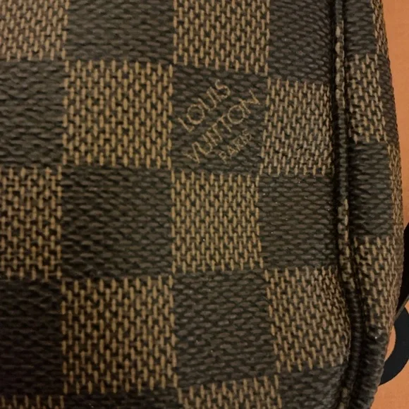 Louis Vuitton Pochette Accessories in Damier Ebene - Picture 4 of 12